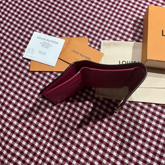 Louis Vuitton Capucines wallet - Picture 3 of 6